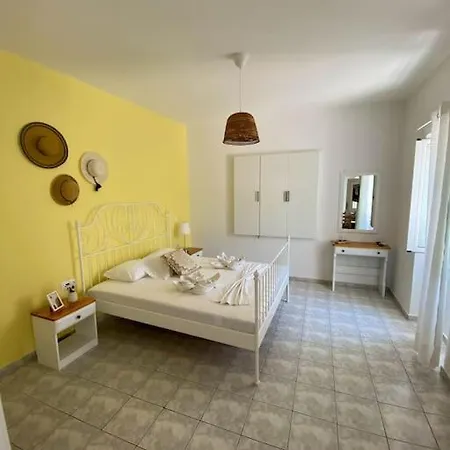 Hera Apartment, Town Of Poros Island Poros Town Exterior photo