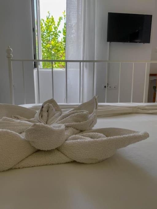 Hera Apartment, Town Of Poros Island Apartment