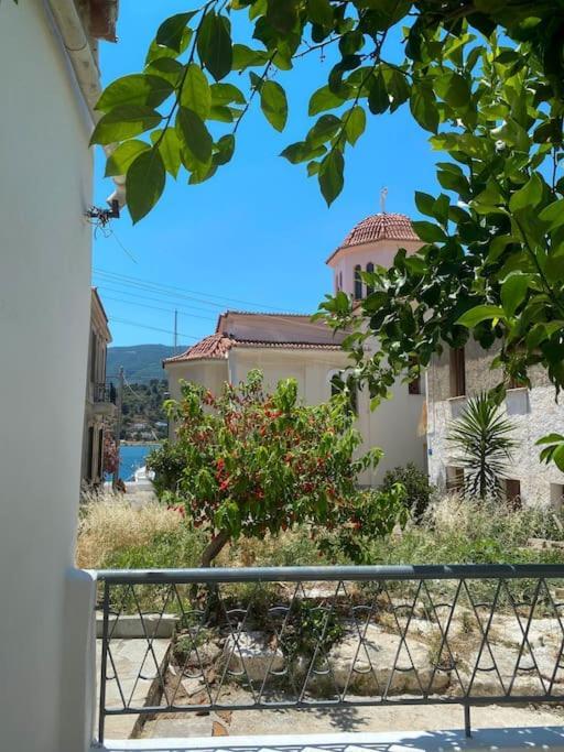 Apartment Hera Apartment, Town Of Poros Island